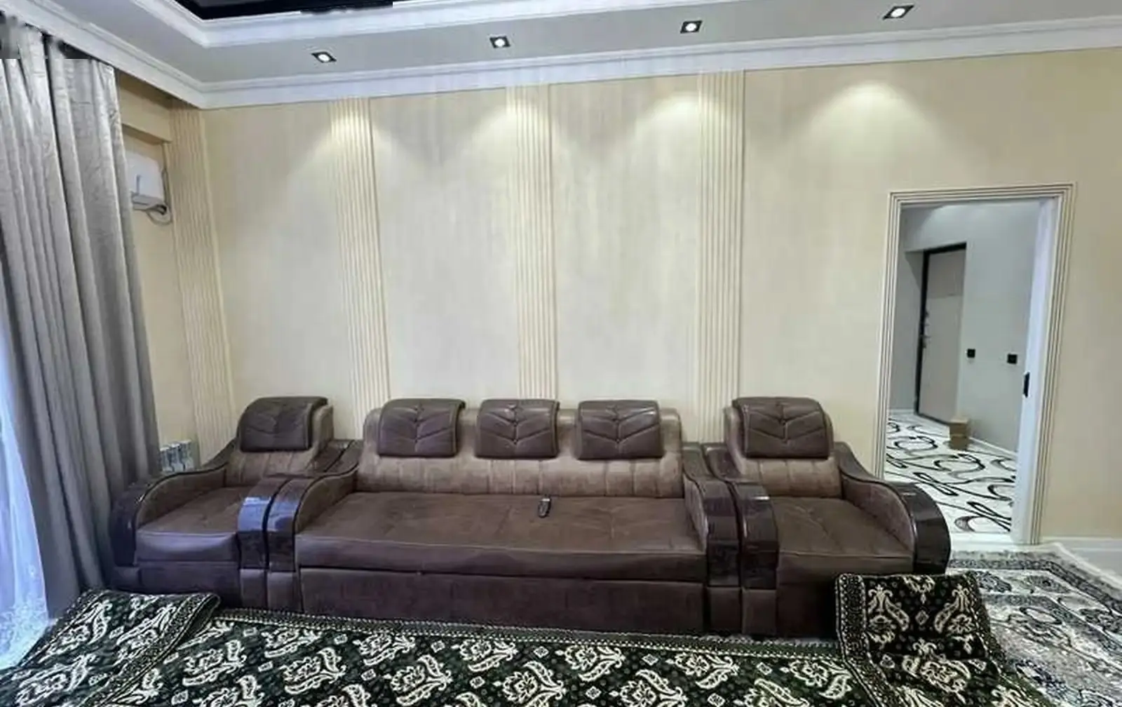 2-комн. квартира, 4 этаж, 60м², Поворот аэропорт