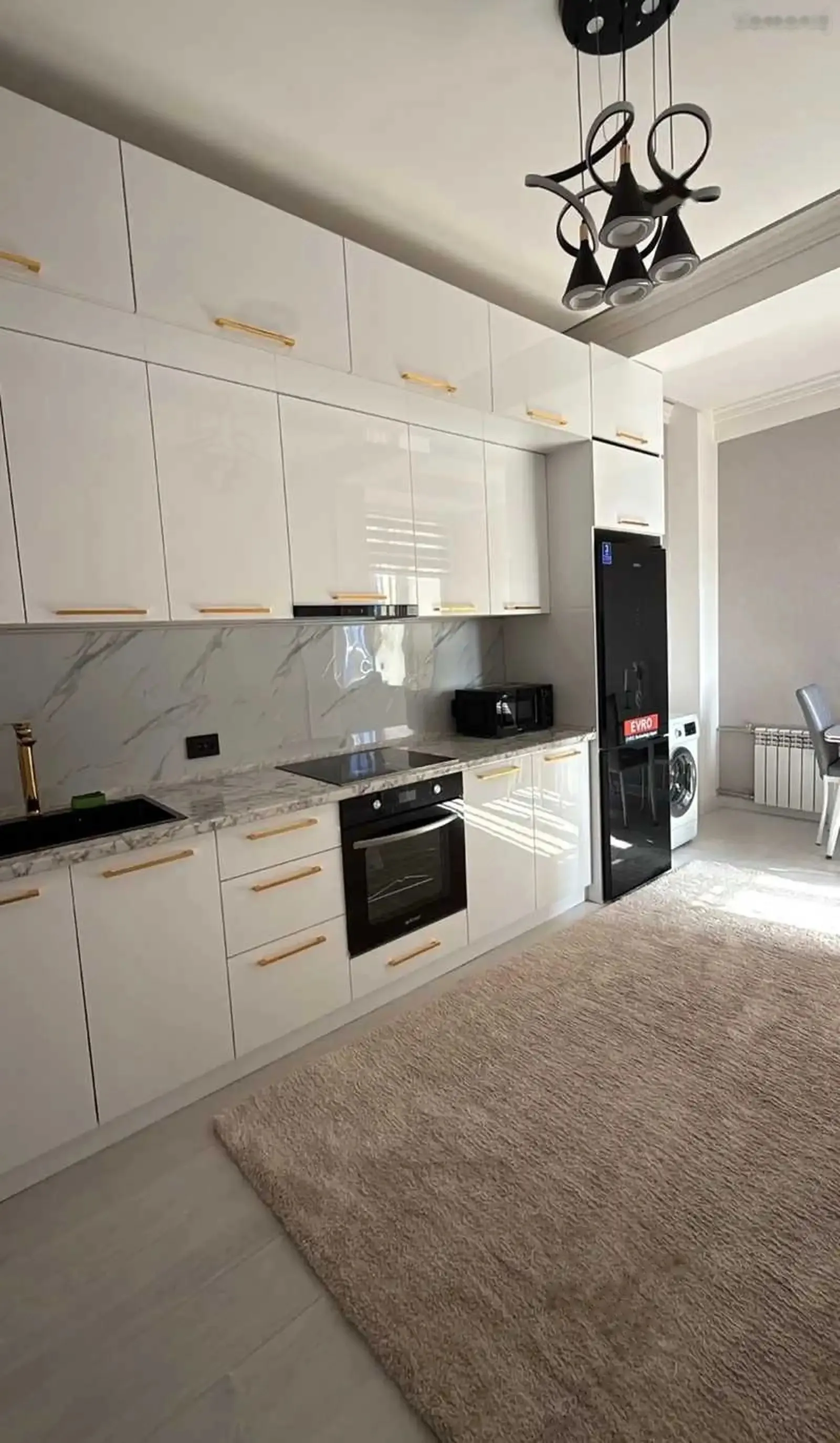 3-комн. квартира, 12 этаж, 101м², танка УВД
