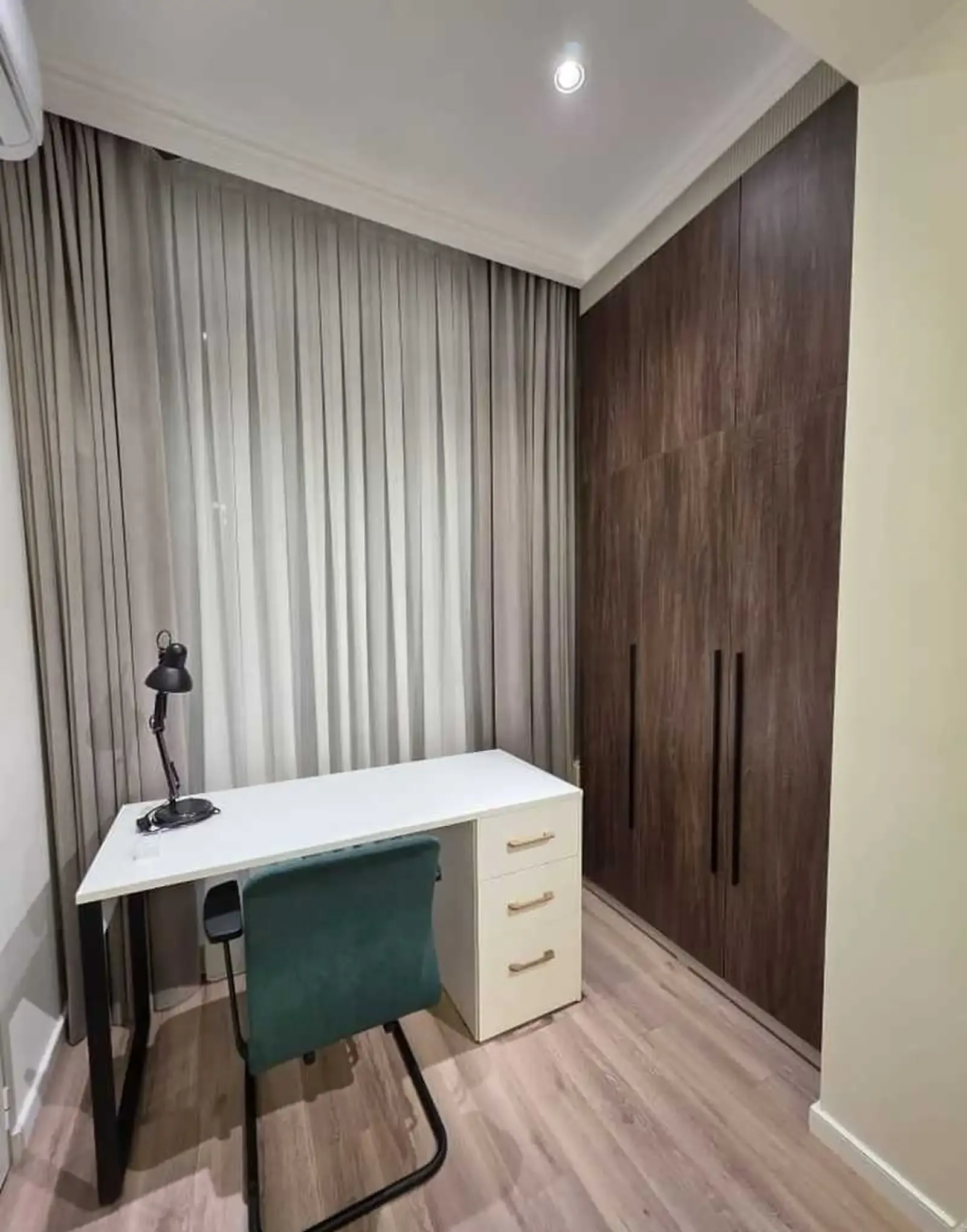 2-комн. квартира, 8 этаж, 55м², Парламент
