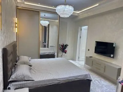 2-комн. квартира, 9 этаж, 90м², И. Сомони