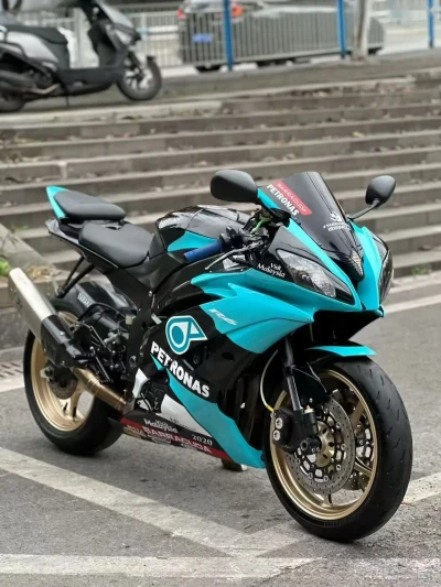 Мотоцикл Honda cbr