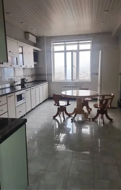 2-комн. квартира, 10 этаж, 100м², шохмансур