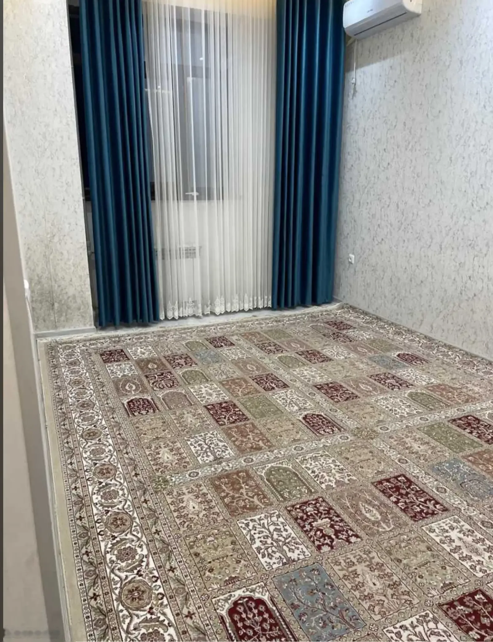 2-комн. квартира, 17 этаж, 45м², Голубой экран, Шохмансур