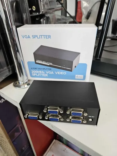 VGA splinter 2004 4port