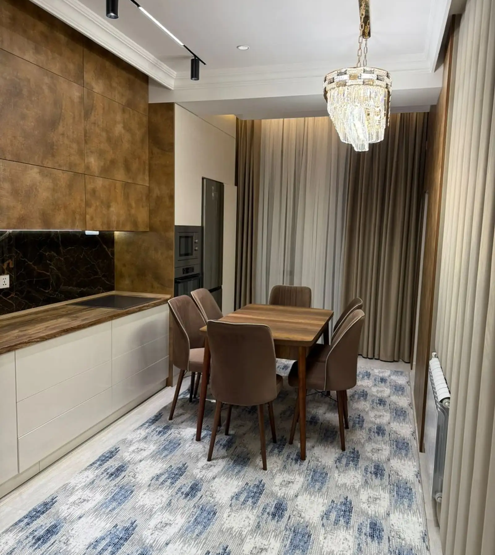 3-комн. квартира, 4 этаж, 120м², Исмоили Сомони, Спартак, доми Ёвари Бурчи Анушервон