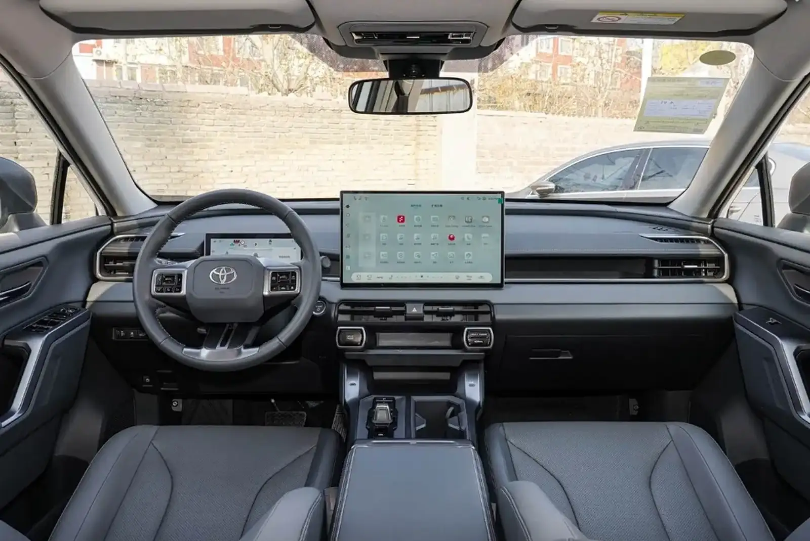 Toyota RAV 4,