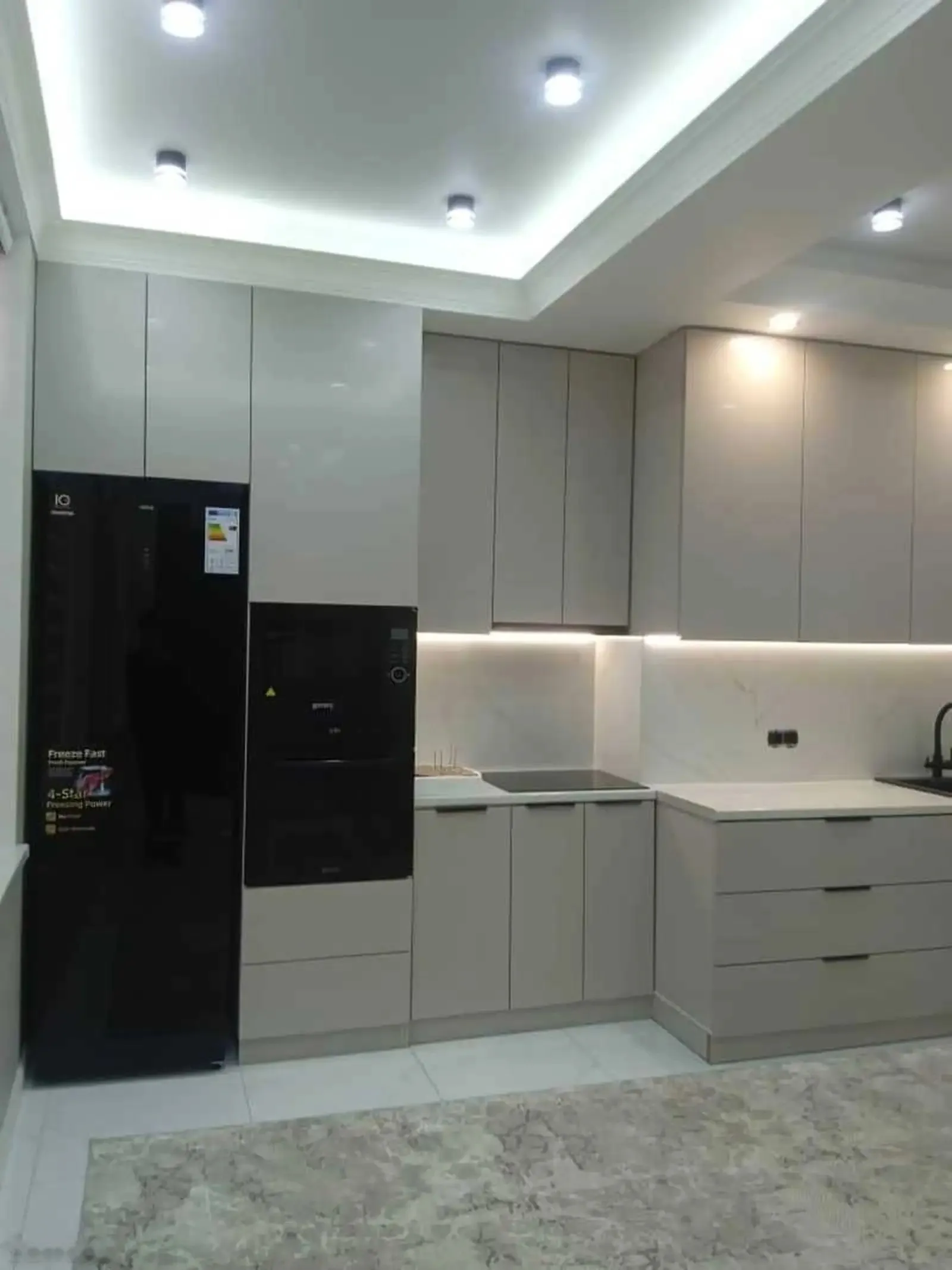 3-комн. квартира, 8 этаж, 100м², 82мкр