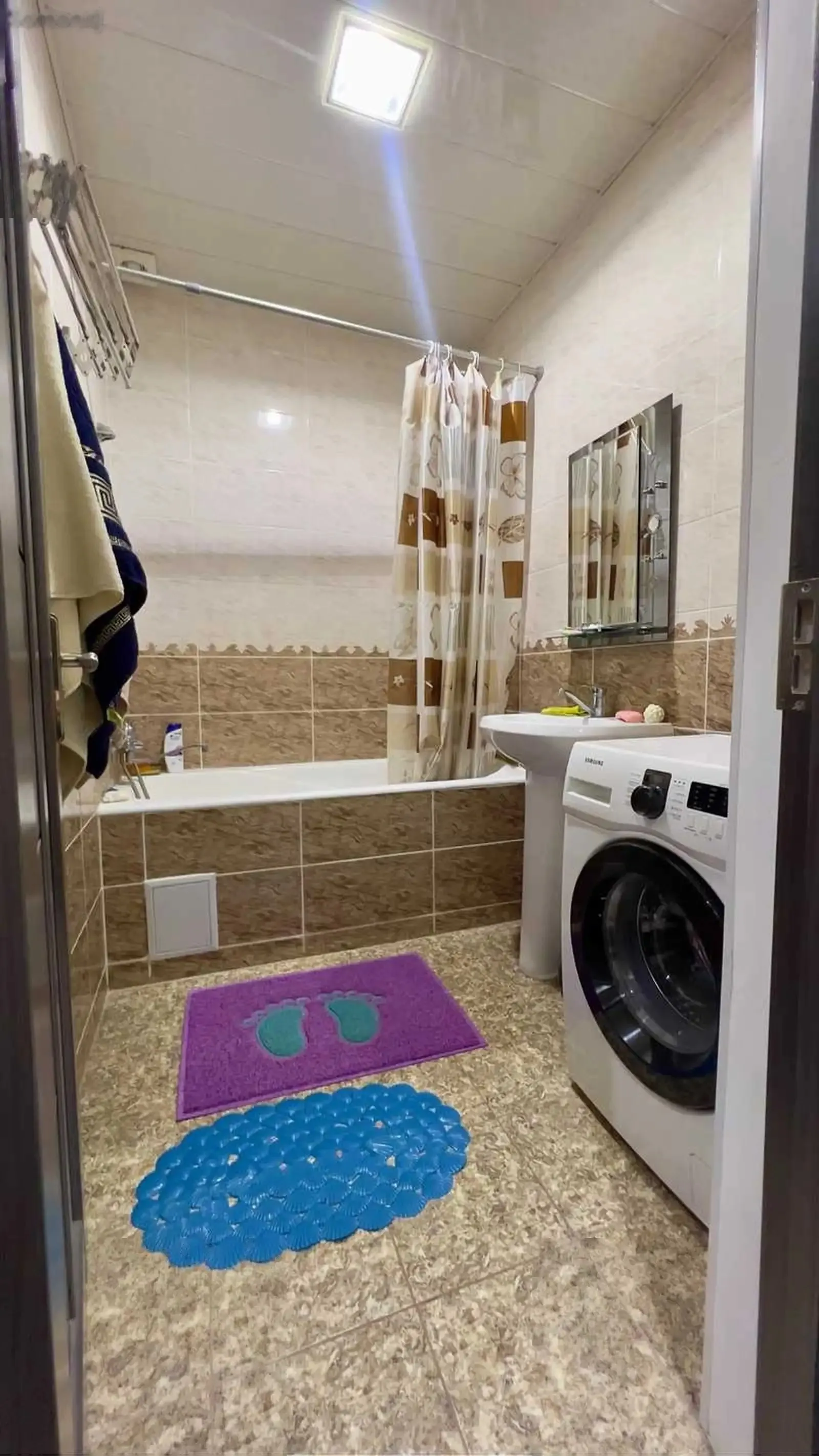 2-комн. квартира, 13 этаж, 65м², Гранд Отель