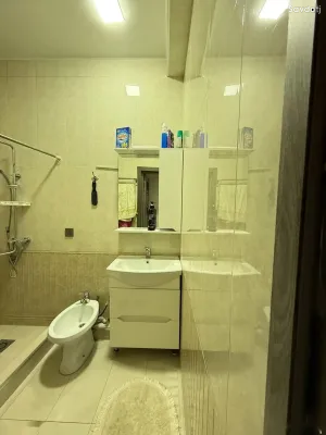 2-комн. квартира, 3 этаж, 80 м², сино