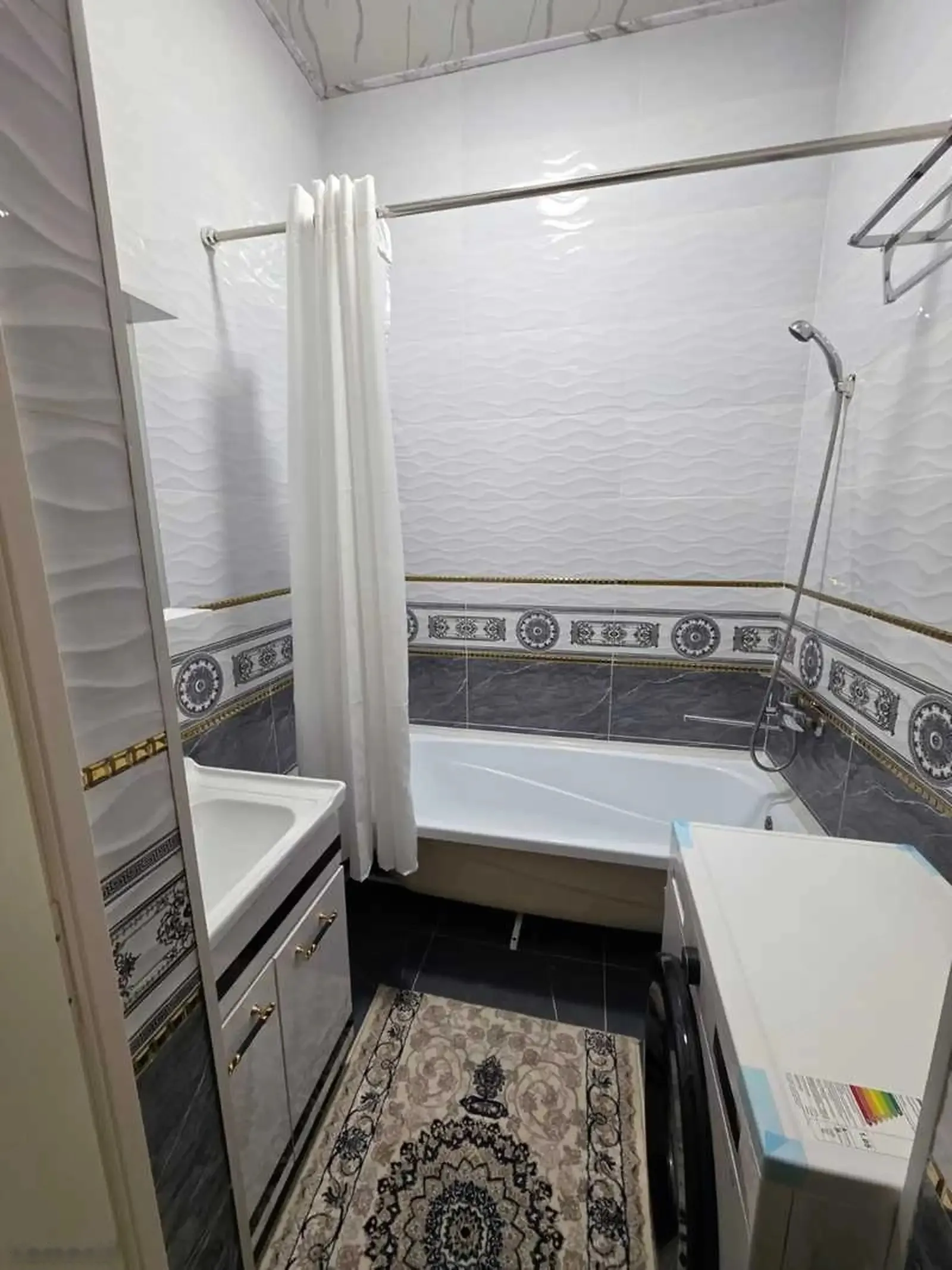 2-комн. квартира, 10 этаж, 75м², Караболо пеши масчиди помириён