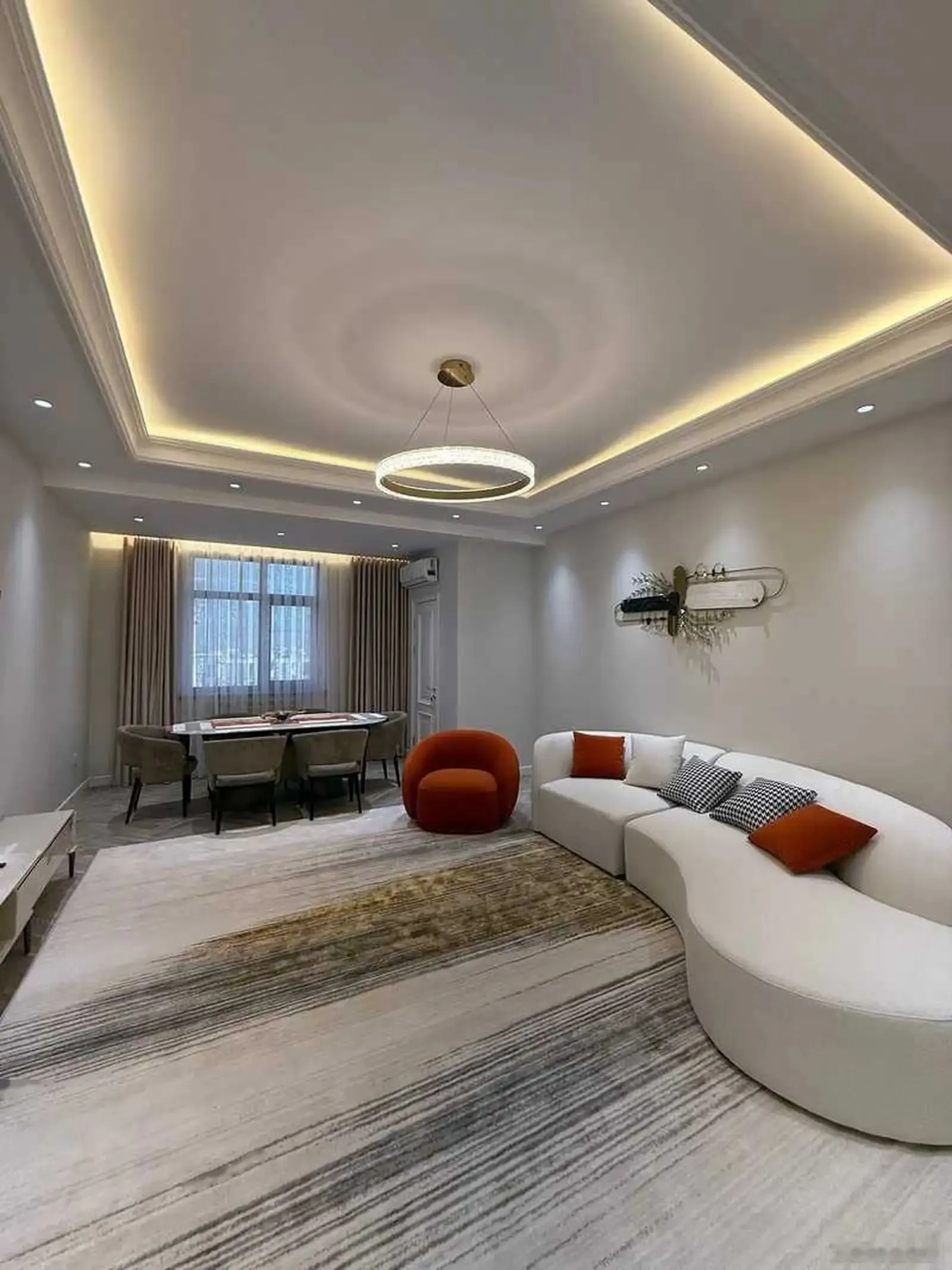 2-комн. квартира, 17 этаж, 95м², Дом печать Шох палас