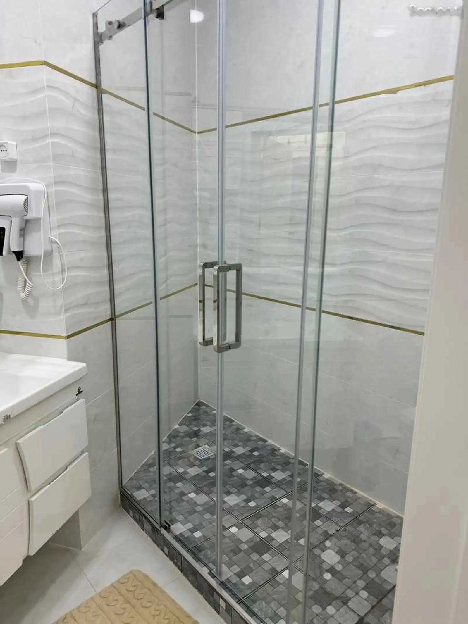 3-комн. квартира, 8 этаж, 100м², Шохмансур