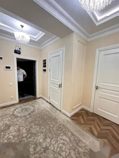 3-комн. квартира, 4 этаж, 102 м², И. Сомони