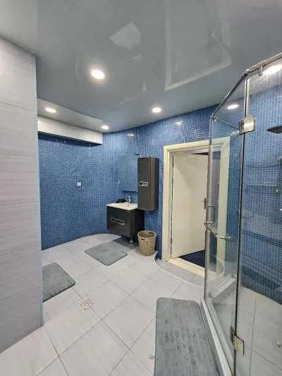 2-комн. квартира, 4 этаж, 130м², И. Сомони