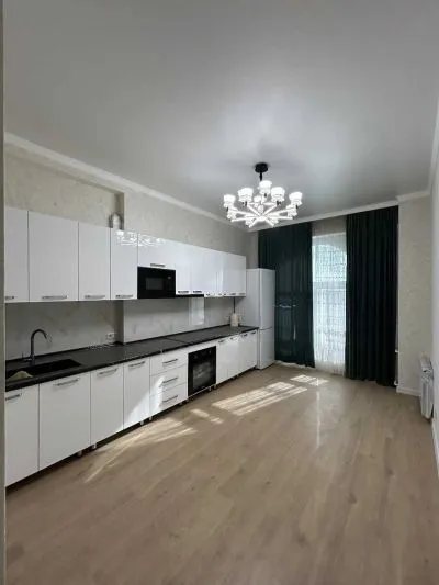 2-комн. квартира, 16 этаж, 100м², Шохмансур