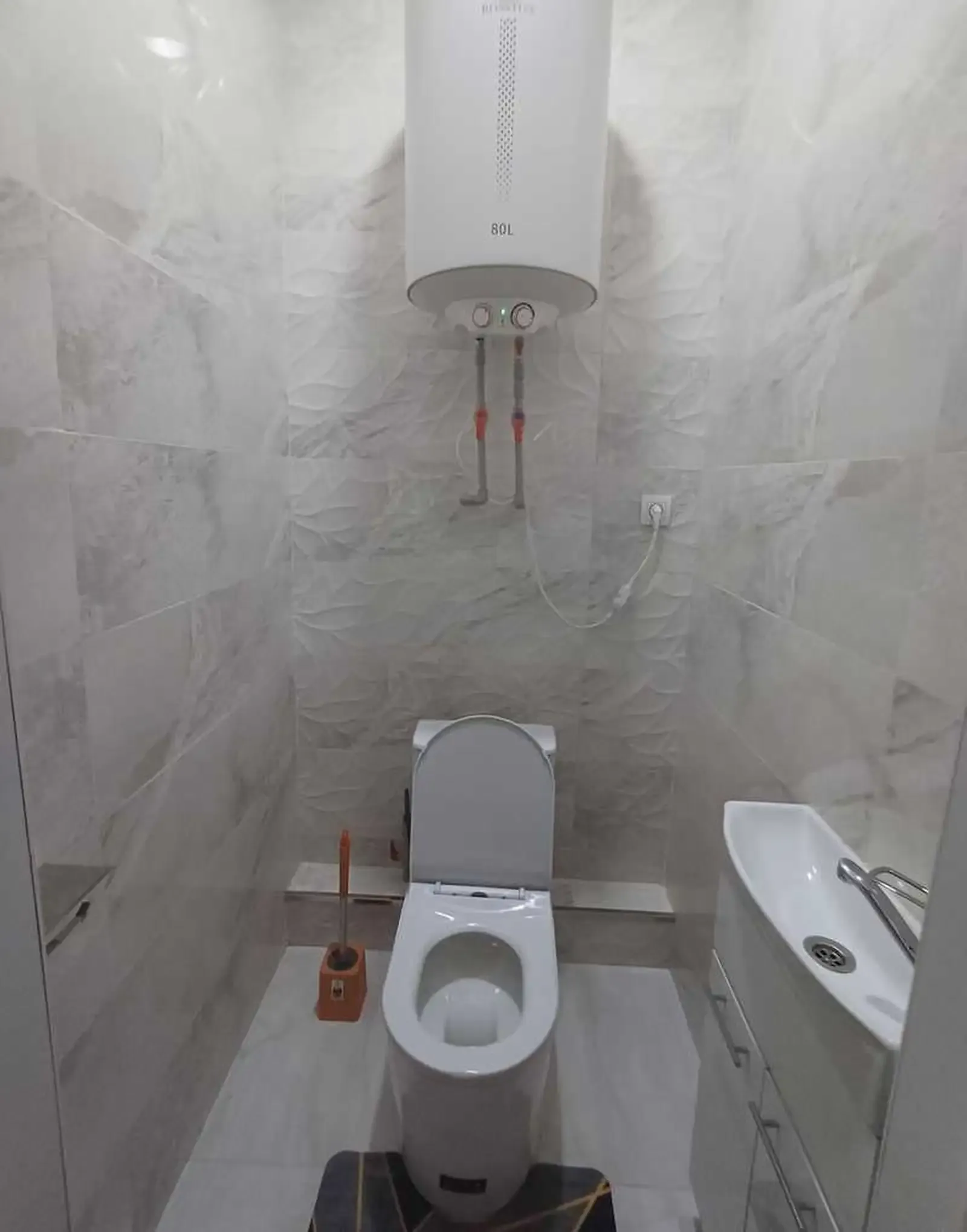 2-комн. квартира, 10 этаж, 70м², Овир