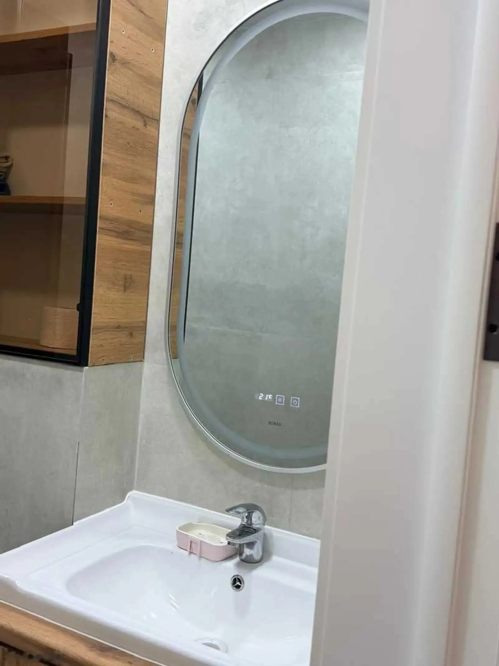 2-комн. квартира, 3 этаж, 105м², зилёный бозор