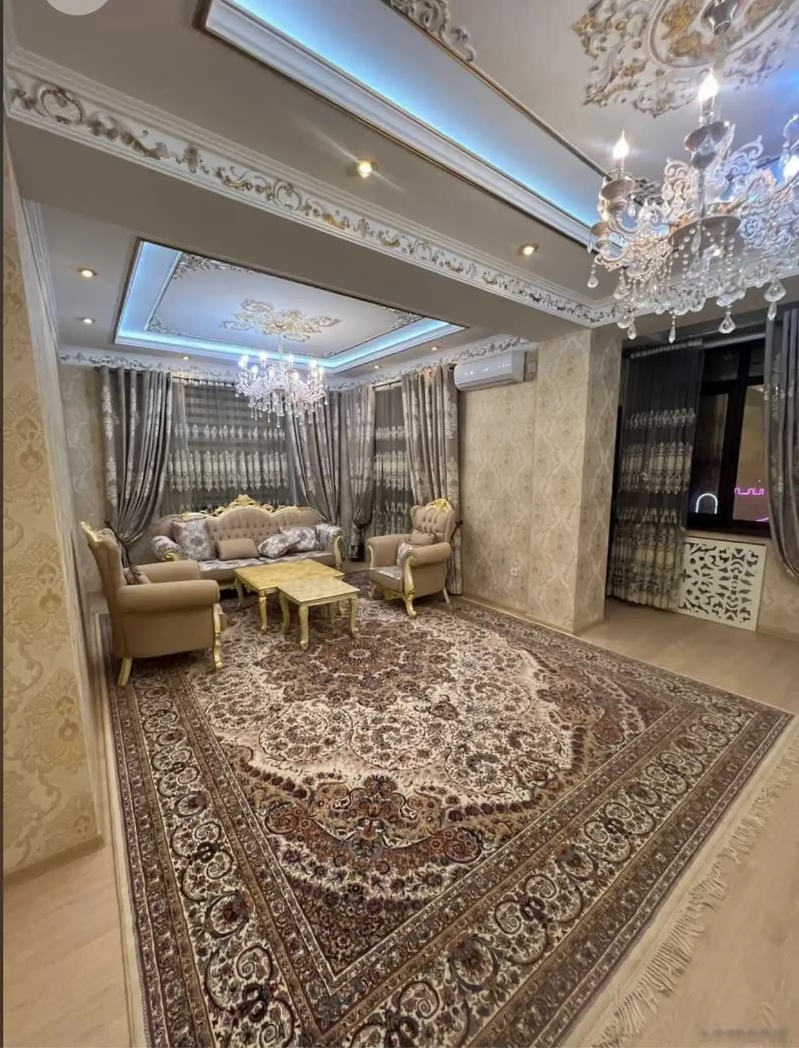 3-комн. квартира, 5 этаж, 129м², Повороти Аэропорт