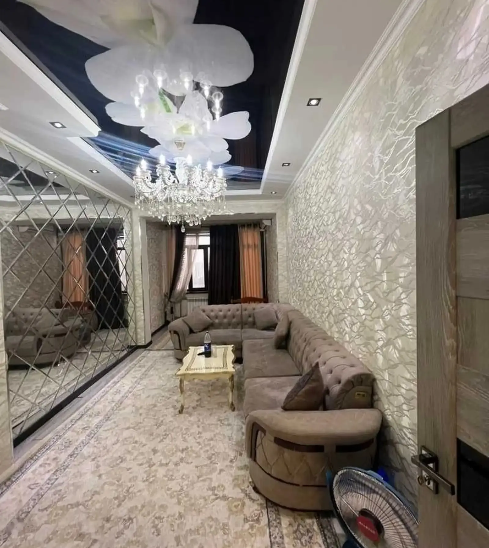 2-комн. квартира, 10 этаж, 65м², Шохмансур