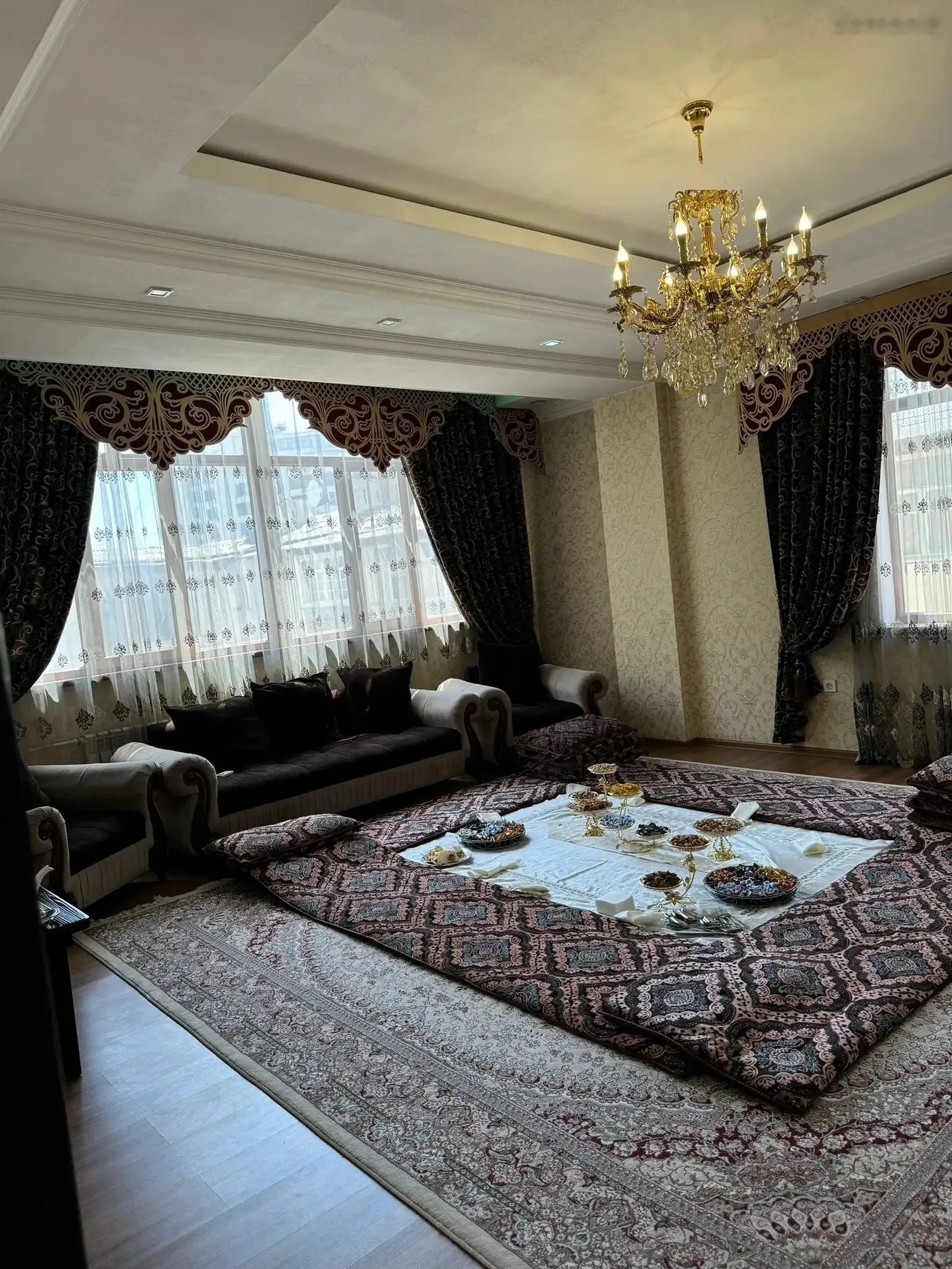2-комн. квартира, 6 этаж, 85м², чордома