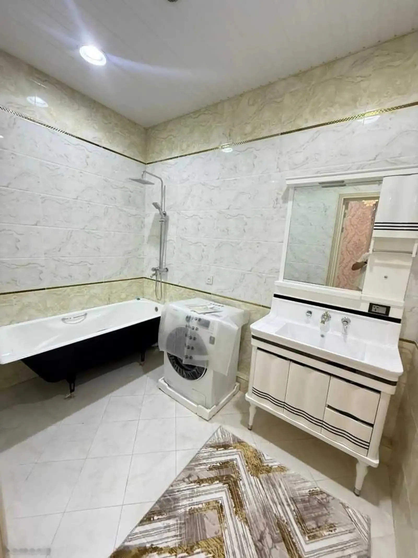 3-комн. квартира, 8 этаж, 150м², Бари парламент