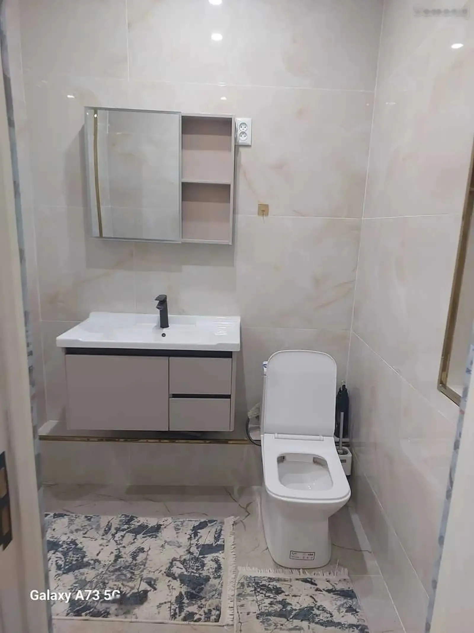 2-комн. квартира, 11 этаж, 77м², 82мкр