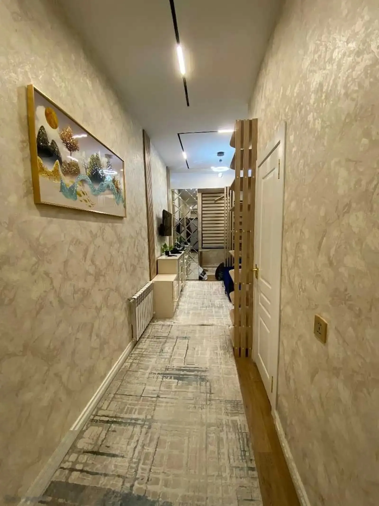 1-комн. квартира, 18 этаж, 32 м², Шохмансур