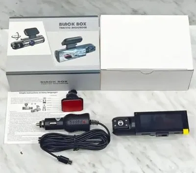 Видеорегистратор Black Box с двумя камерами и датчиком удара