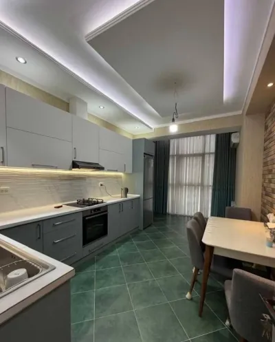 2-комн. квартира, 9 этаж, 98 м², Ашан