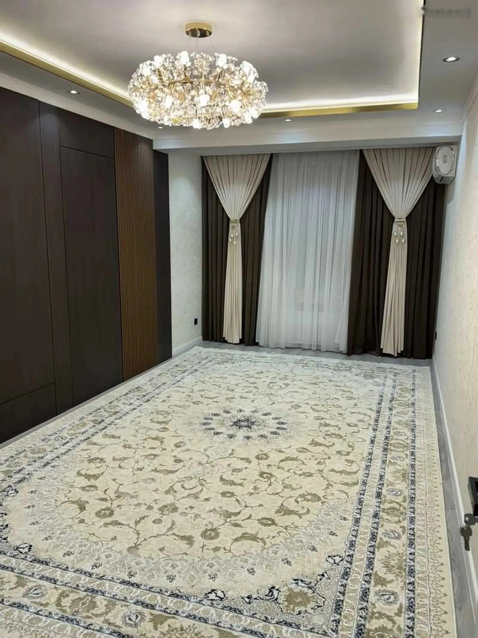 2-комн. квартира, 12 этаж, 85м², 102мкр