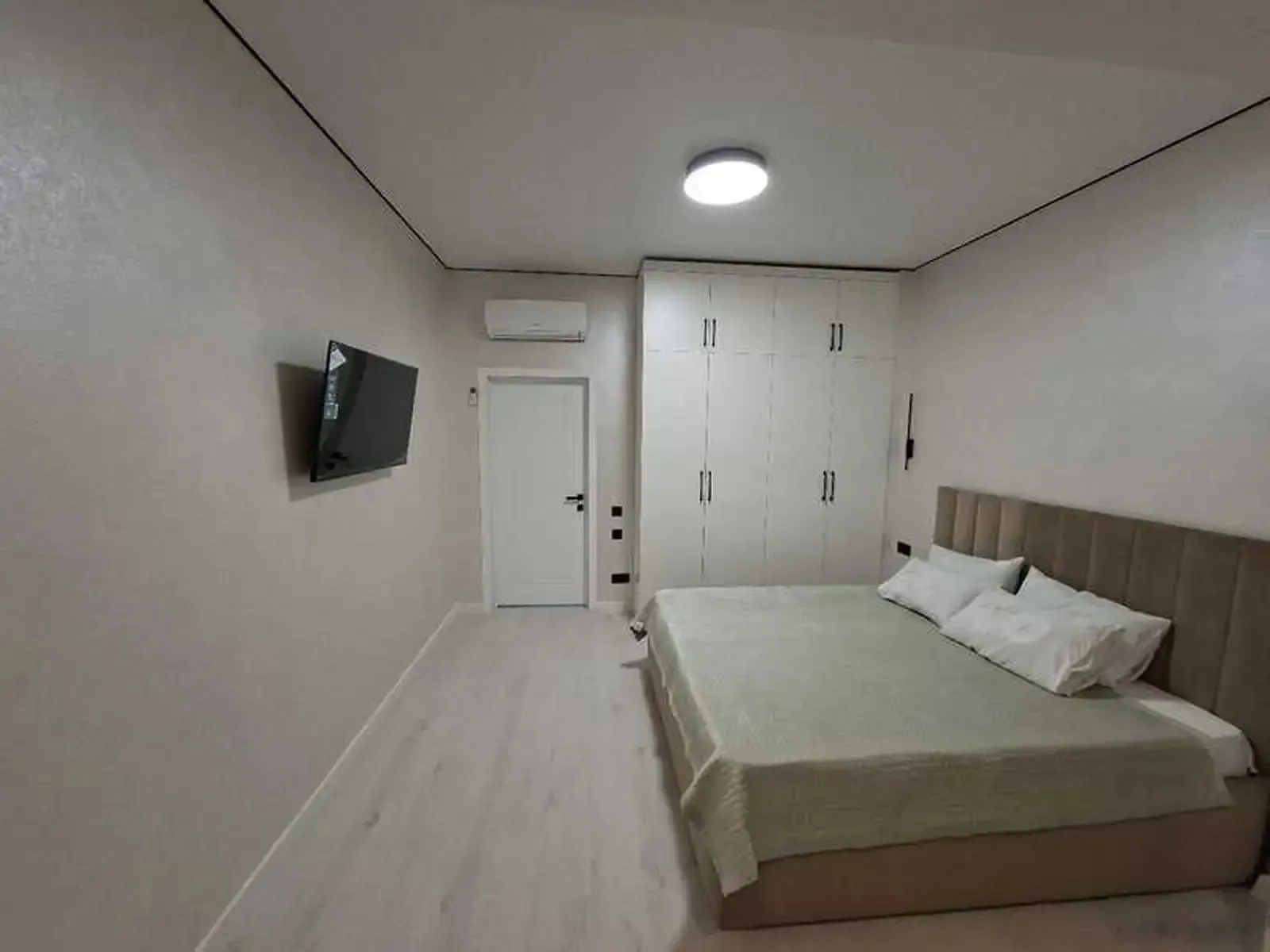 2-комн. квартира, 11 этаж, 54м², 4 дома