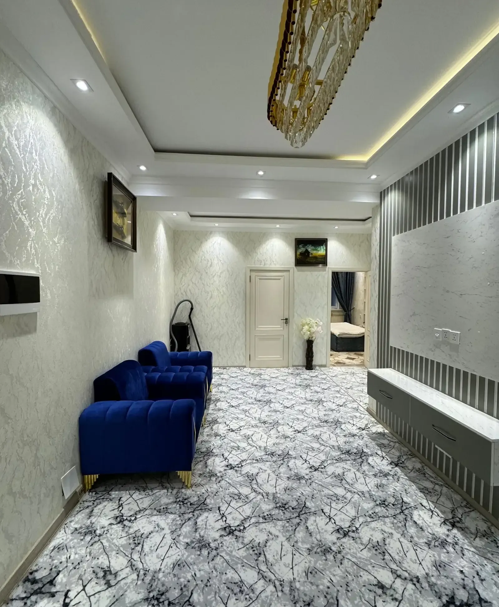 2-комн. квартира, 9 этаж, 60м², Овир/Гранд Отель