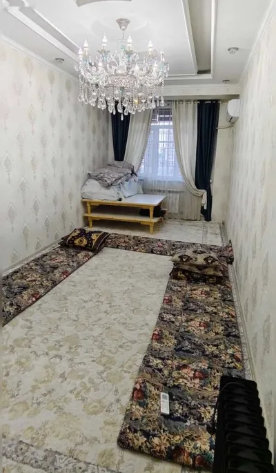 2-комн. квартира, 3 этаж, 70м², Фирдавси