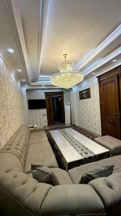 3-комн. квартира, 2 этаж, 130м², Сафо