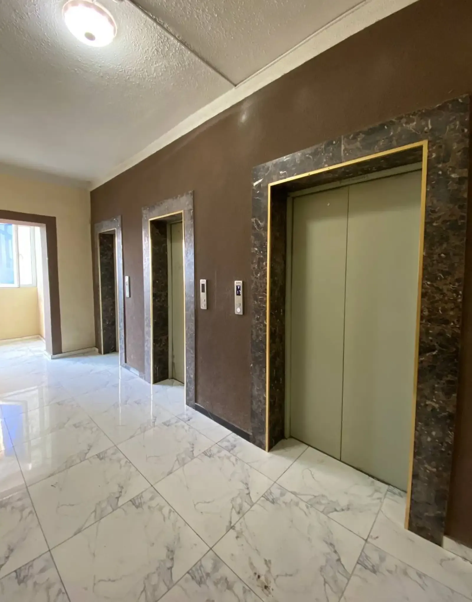 3-комн. квартира, 5 этаж, 82 м², Фирдавси, Молодежный