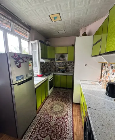 3-комн. квартира, 4 этаж, 81 м², Сино 102мкр пеши иститути забонхо
