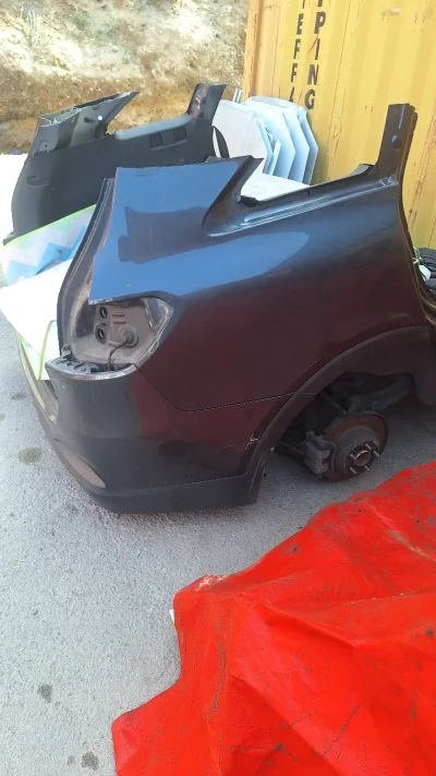 Задняя часть Kia Sorento