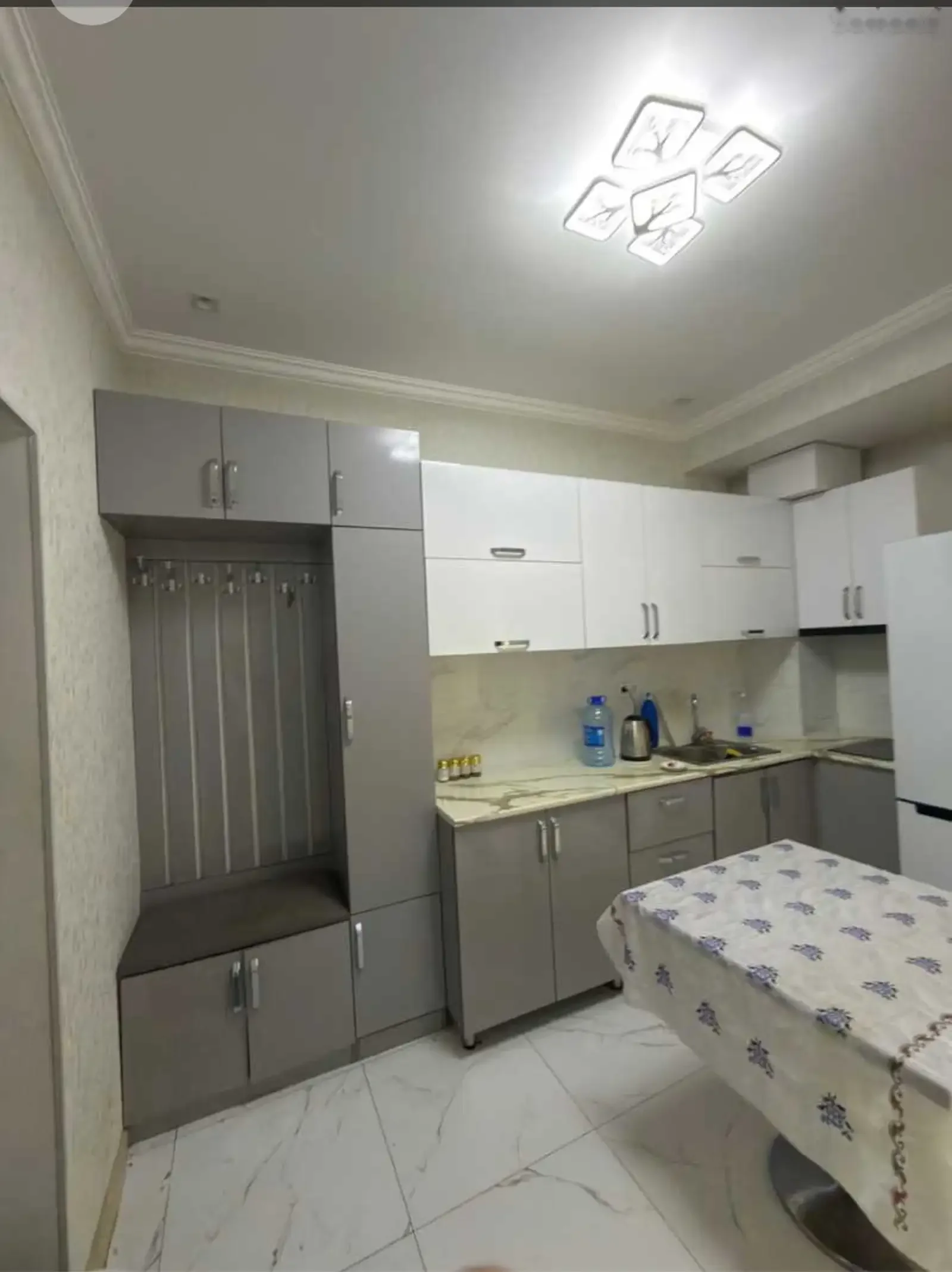 2-комн. квартира, 8 этаж, 64м², Шохмансур