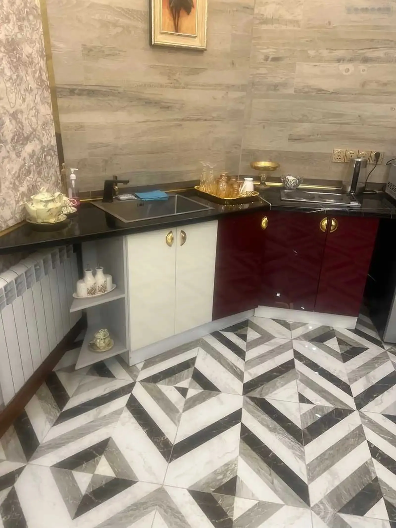 1-комн. квартира, 17 этаж, 75 м², ОВИР