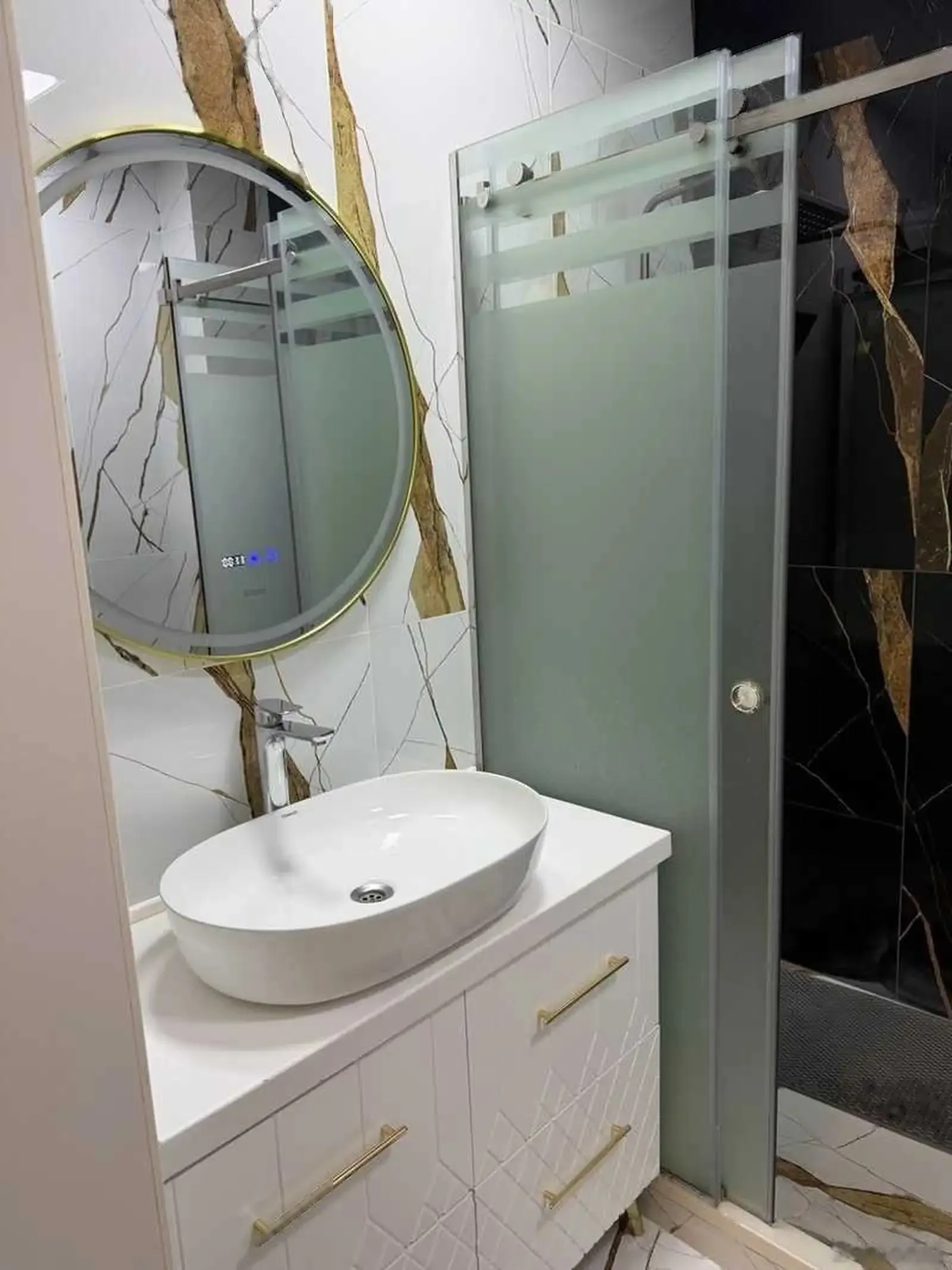 5-комн. квартира, 4 этаж, 214м², доми Баракат, Путовский