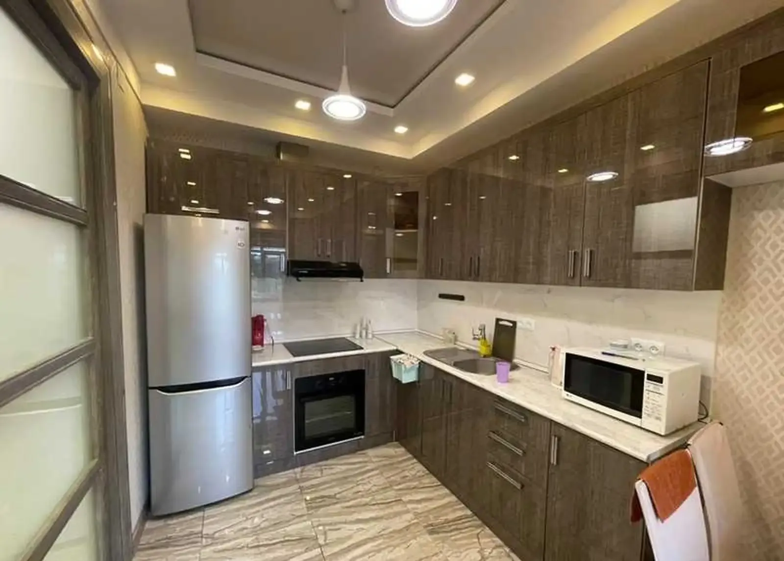 2-комн. квартира, 3 этаж, 70м², Шоҳмансур