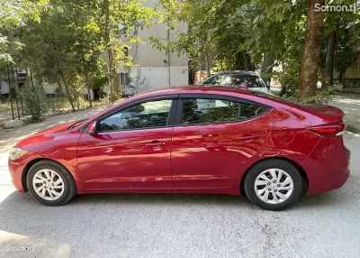 Hyundai Elantra, 2017