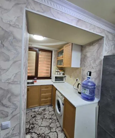 3-комн. квартира, 1 этаж, 70 м², 82 мкр
