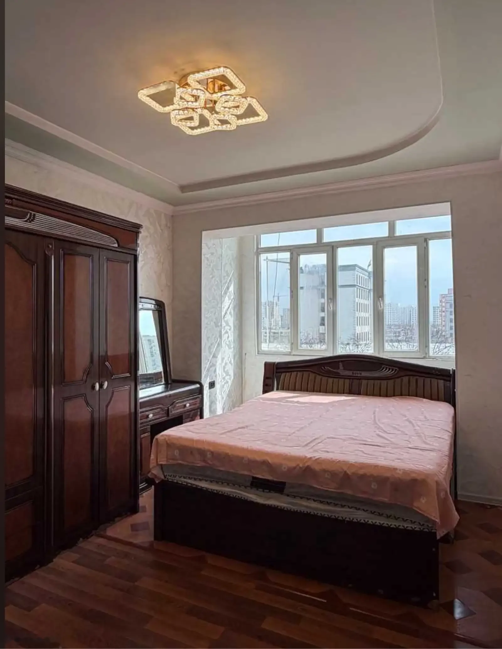 2-комн. квартира, 5 этаж, 60м², Профсоюз