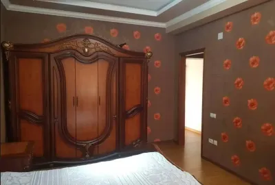 3-комн. квартира, 5 этаж, 110м², Сино 92 мкр