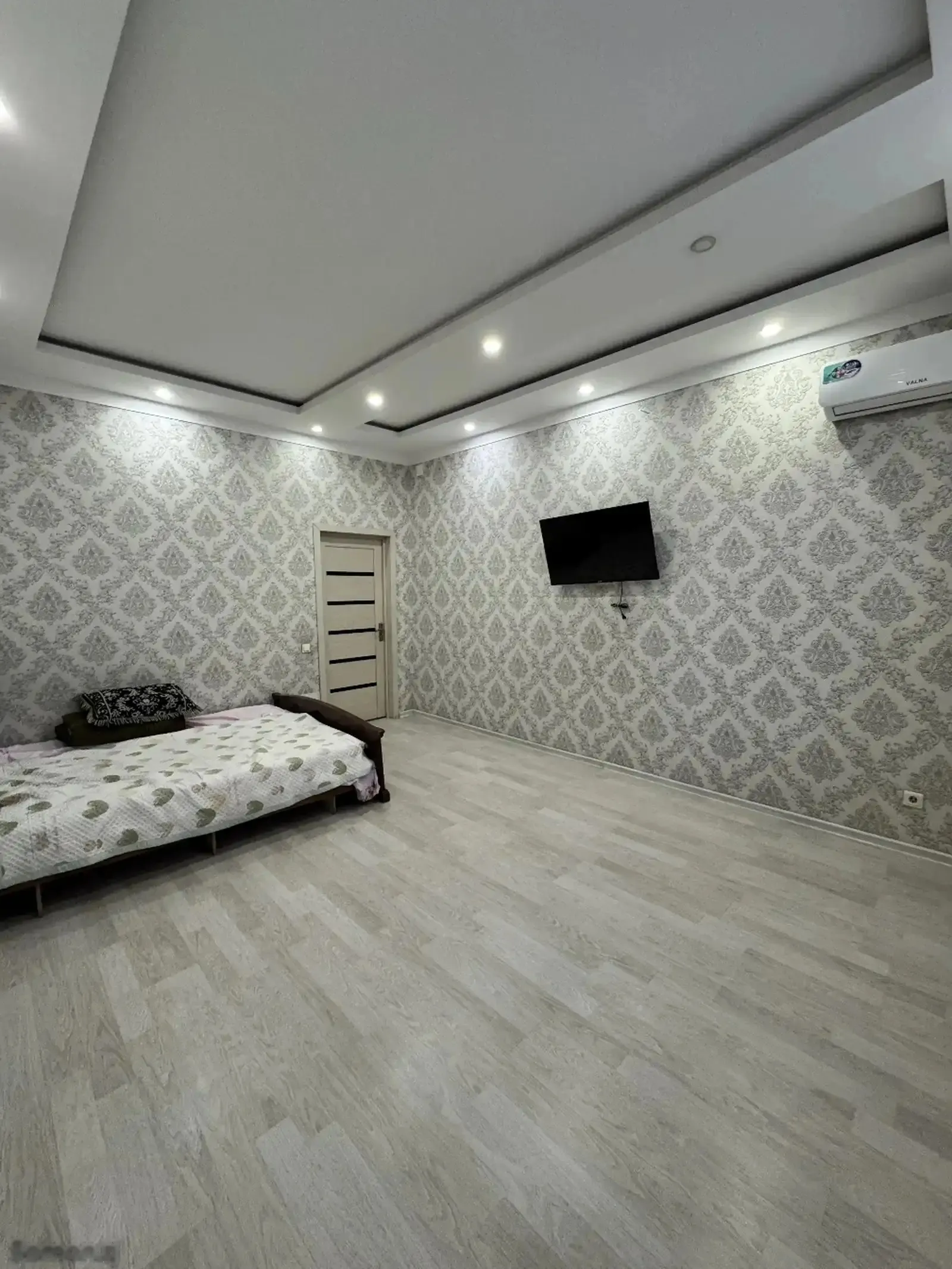 2-комн. квартира, 6 этаж, 79м², И.Сомони