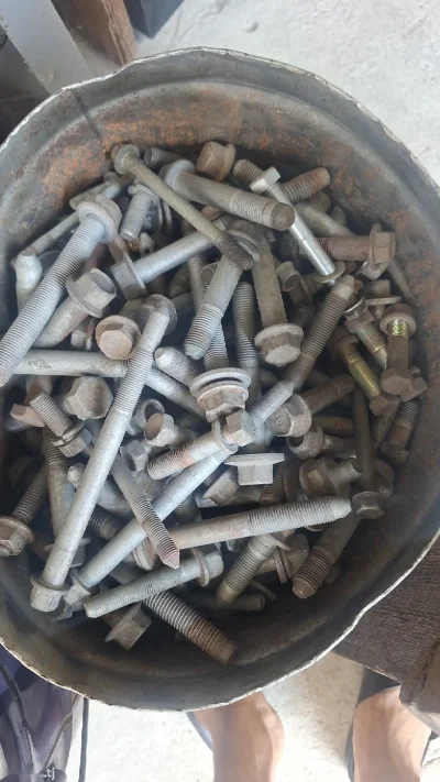 Болт ходовой