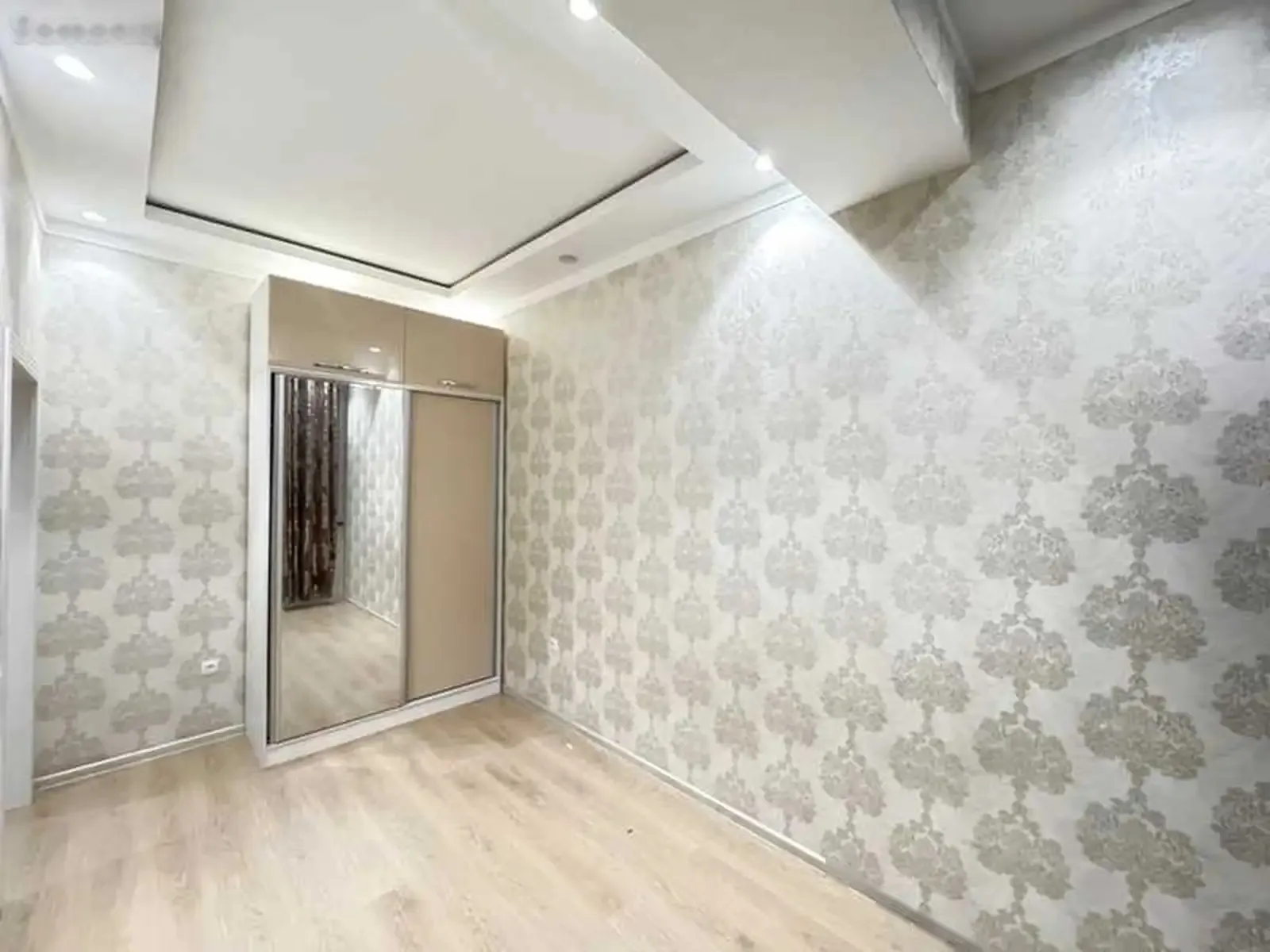 3-комн. квартира, 2 этаж, 143м², 84мкр доми милано мода