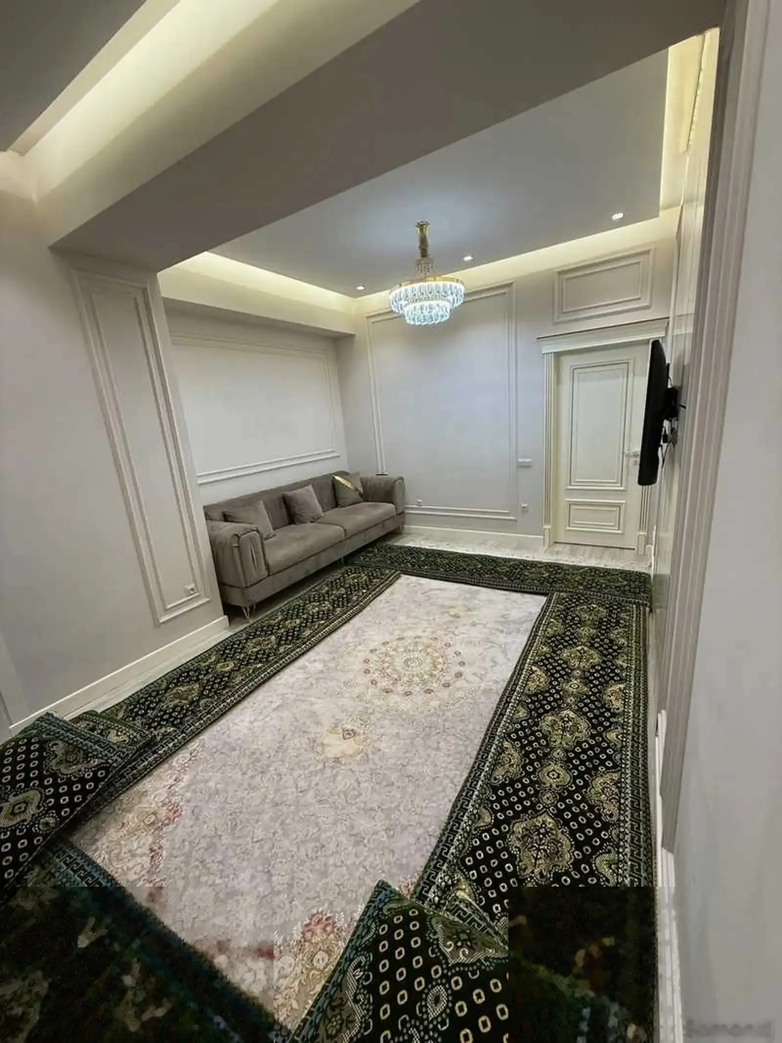 3-комн. квартира, 9 этаж, 97м², н.Шохмансур кучаи Садриддин Айни