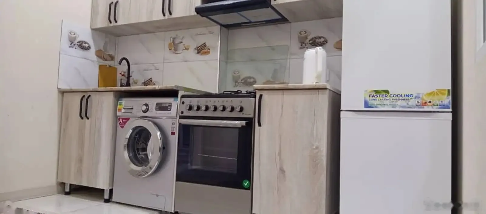 2-комн. квартира, 18 этаж, 75м², Скорая помощь